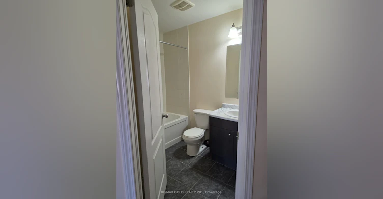 18 Arnprior Road, Brampton, ON, L7A 0W2 - 7
