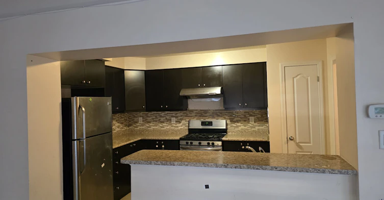 18 Arnprior Road, Brampton, ON, L7A 0W2 - 2