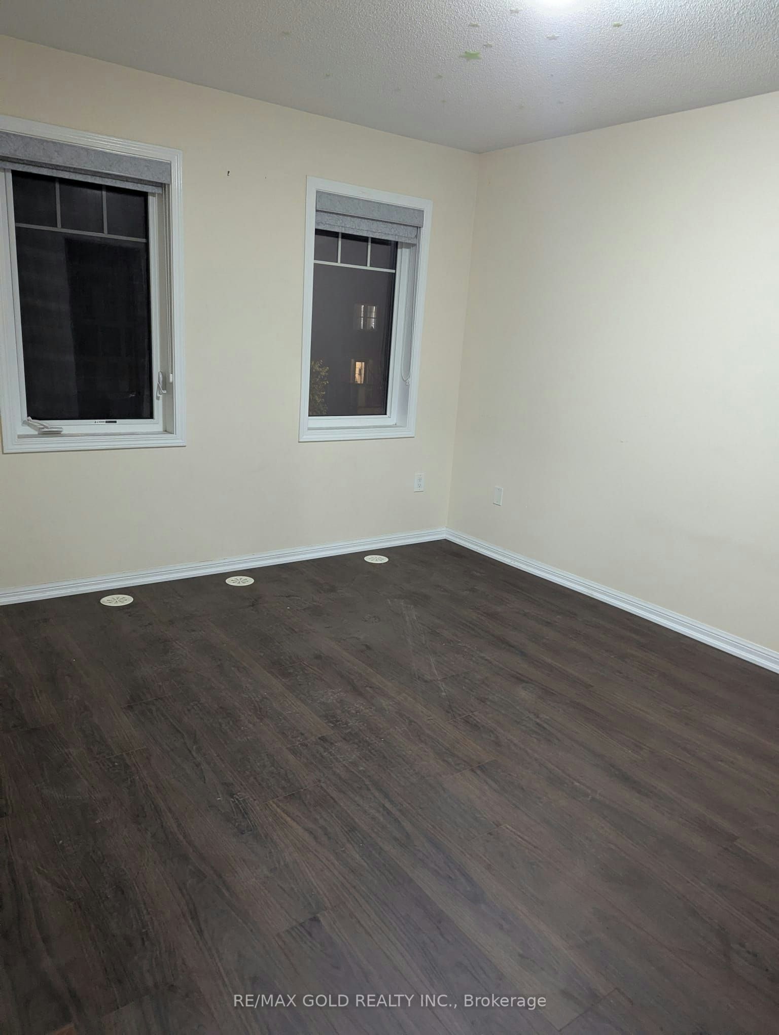 18 Arnprior Road, Brampton, ON, L7A 0W2 - 4