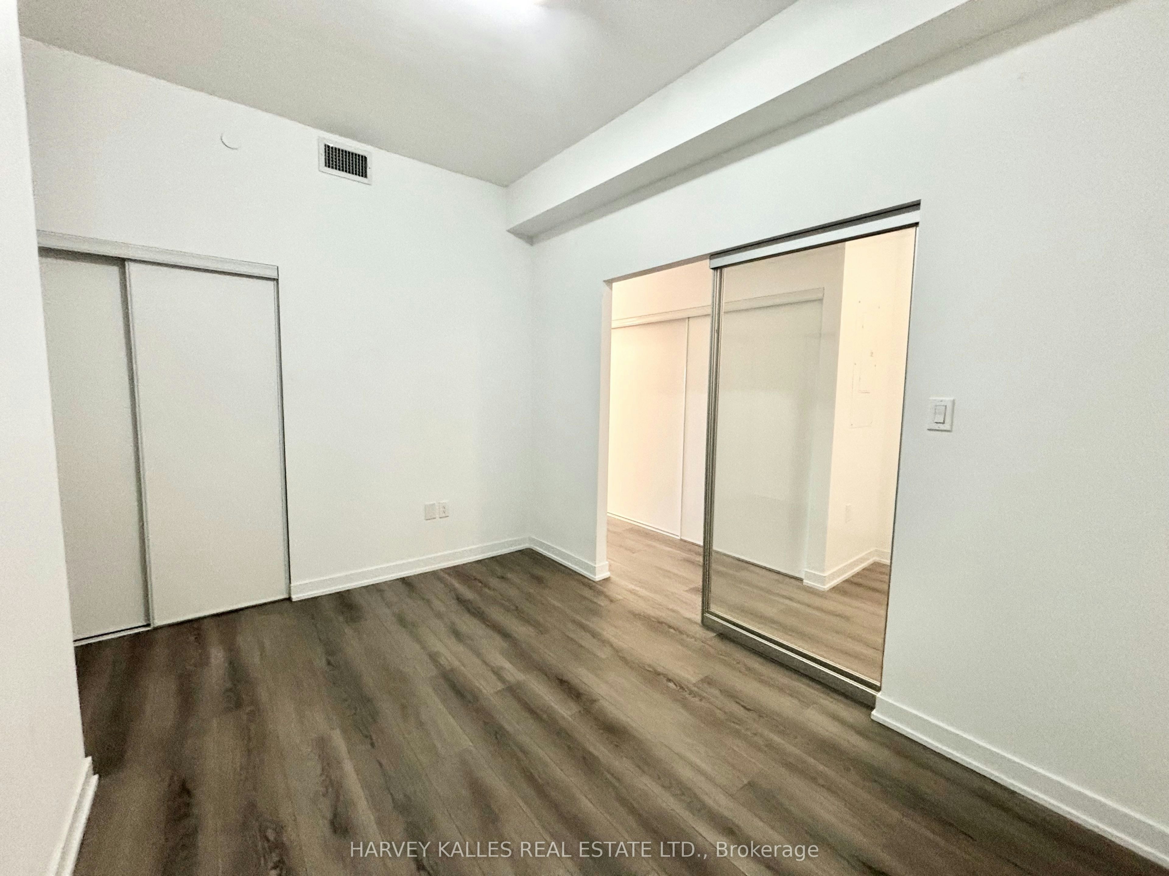510-2433 Dufferin Street, Toronto, ON, M6E 0B4 - 11