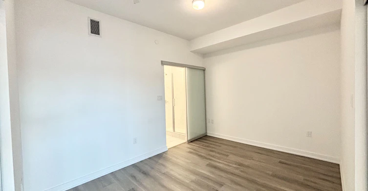 510-2433 Dufferin Street, Toronto, ON, M6E 0B4 - 8