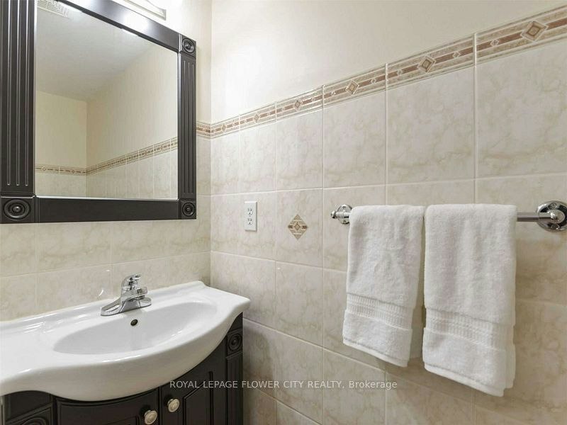 43 Garibaldi Drive, Brampton, ON, L6X 4Y7 - 14
