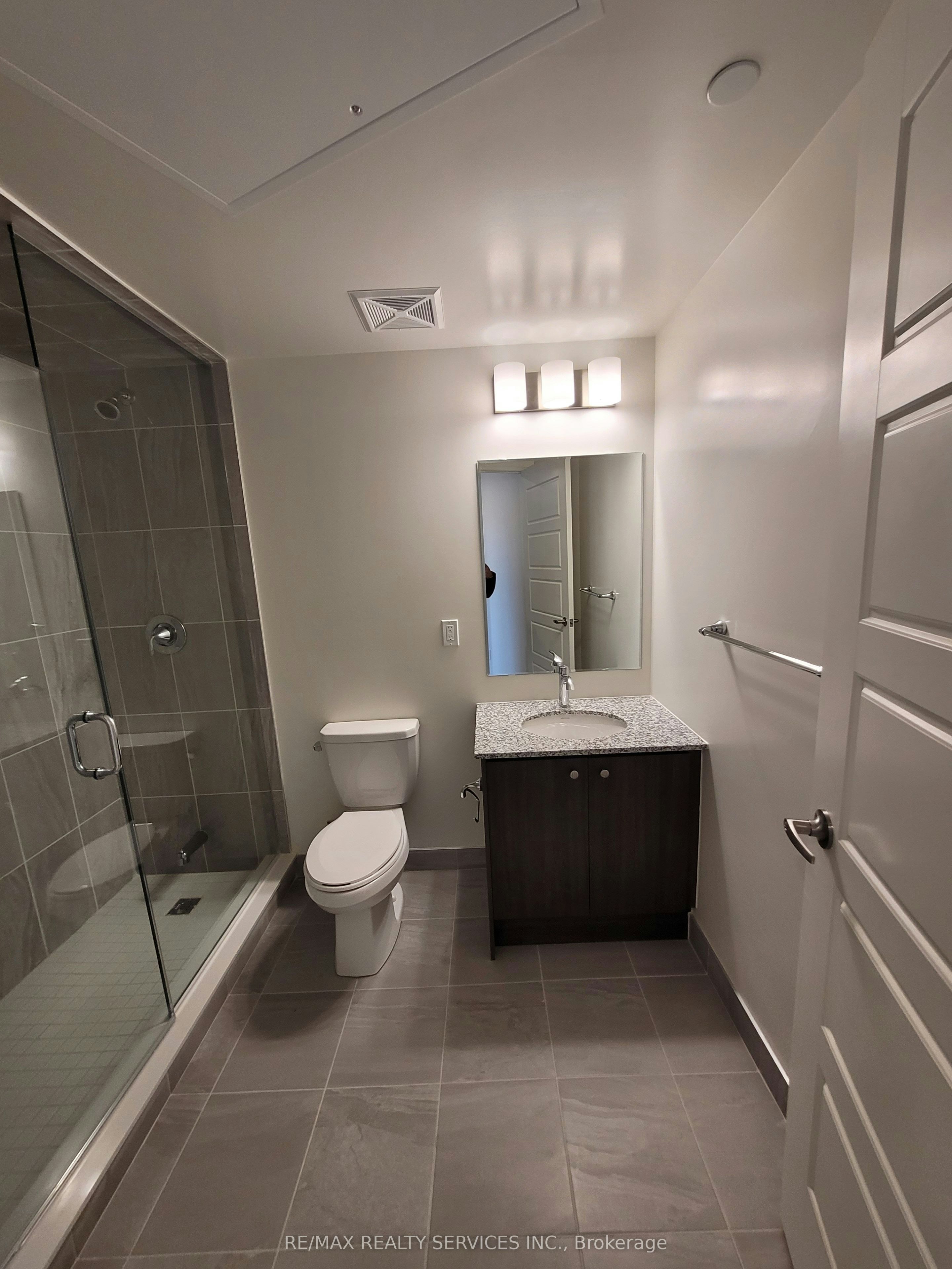 212-3006 William Cutmore Boulevard, Oakville, ON, L6H 8A4 - 3