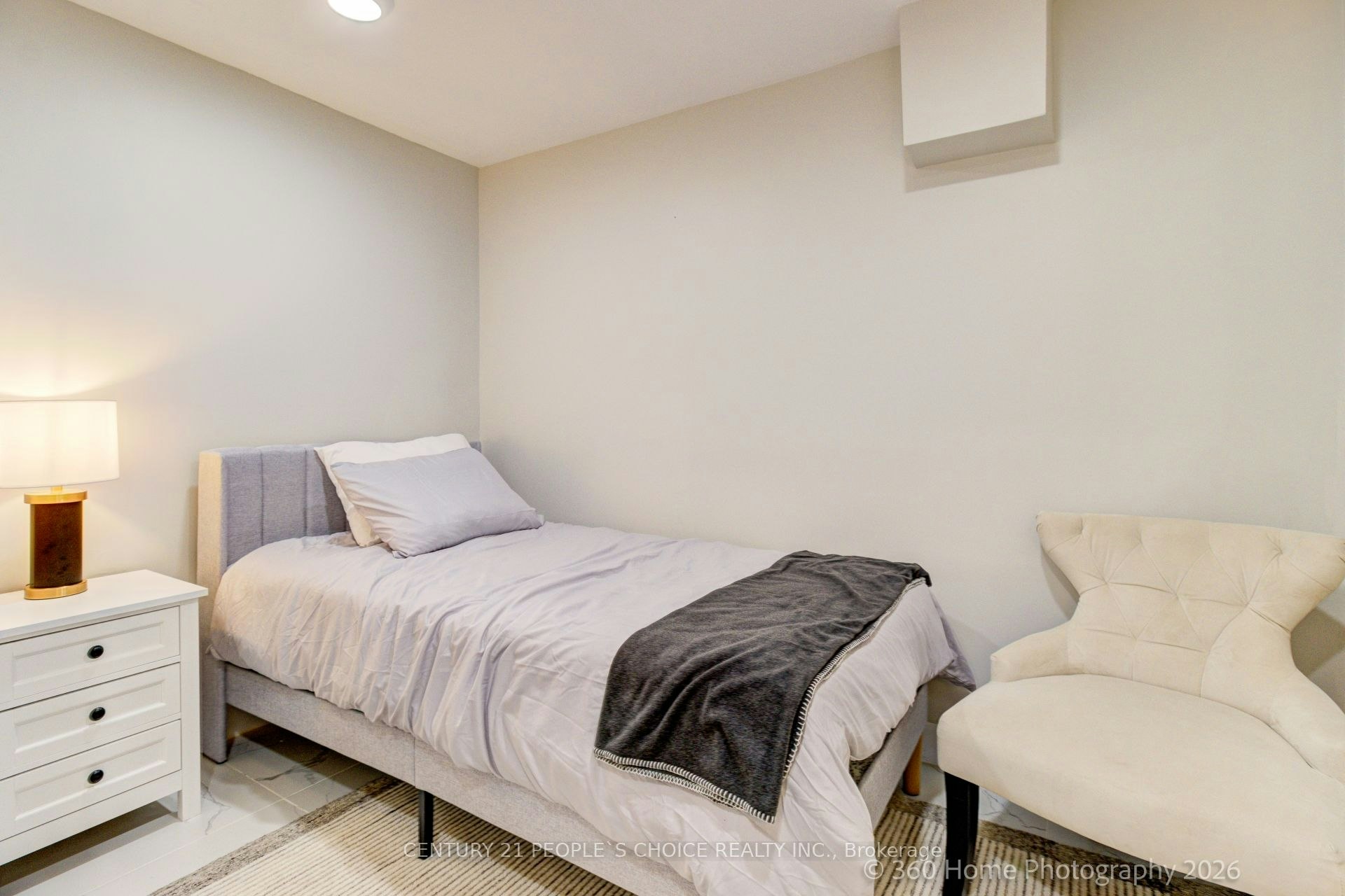 2-37 Bentworth Avenue, Toronto, ON, M6A 1P1 - 23