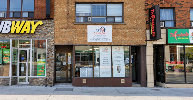 #1- 2nd Floor Front Apart-2601 Eglinton Avenue W, Toronto, ON, M6M 1T3