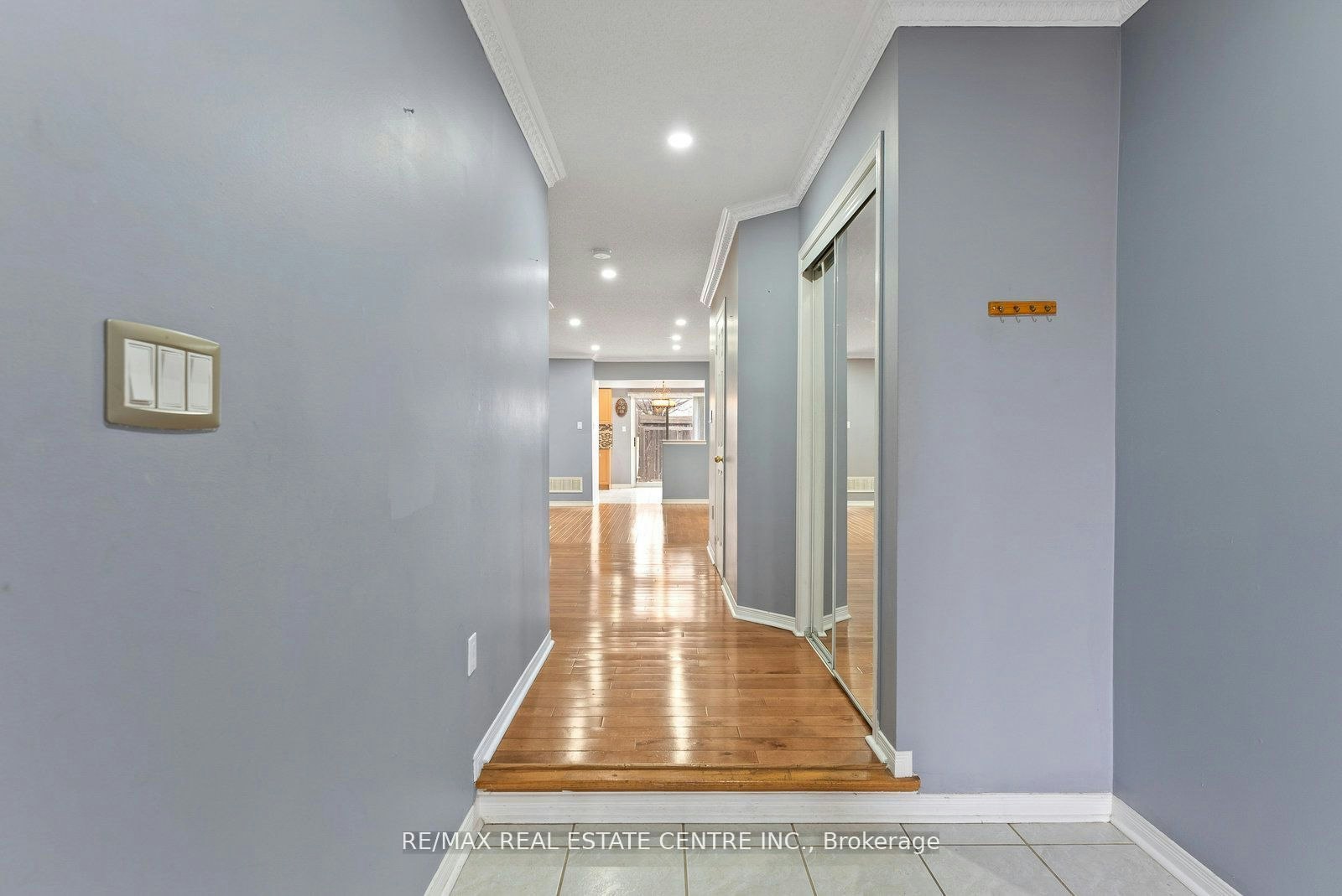 Upper-5382 Longhouse Crescent, Mississauga, ON, L5R 4A5 - 3