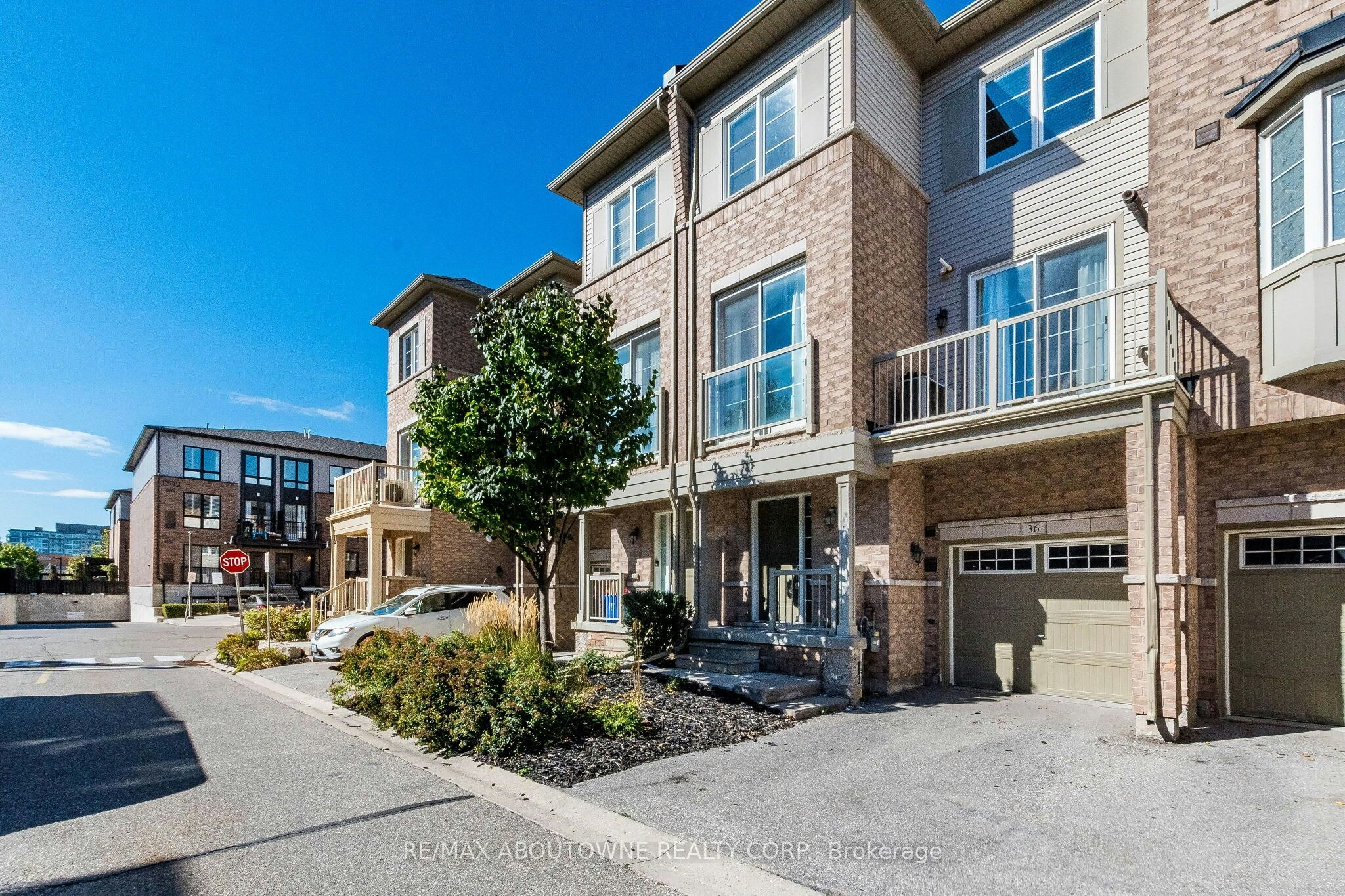 36-165 Hampshire Way, Milton, ON, L9T 8M7 - 2