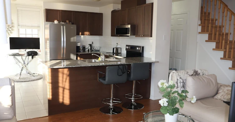 28-180 Howden Boulevard, Brampton, ON, L6S 0E6