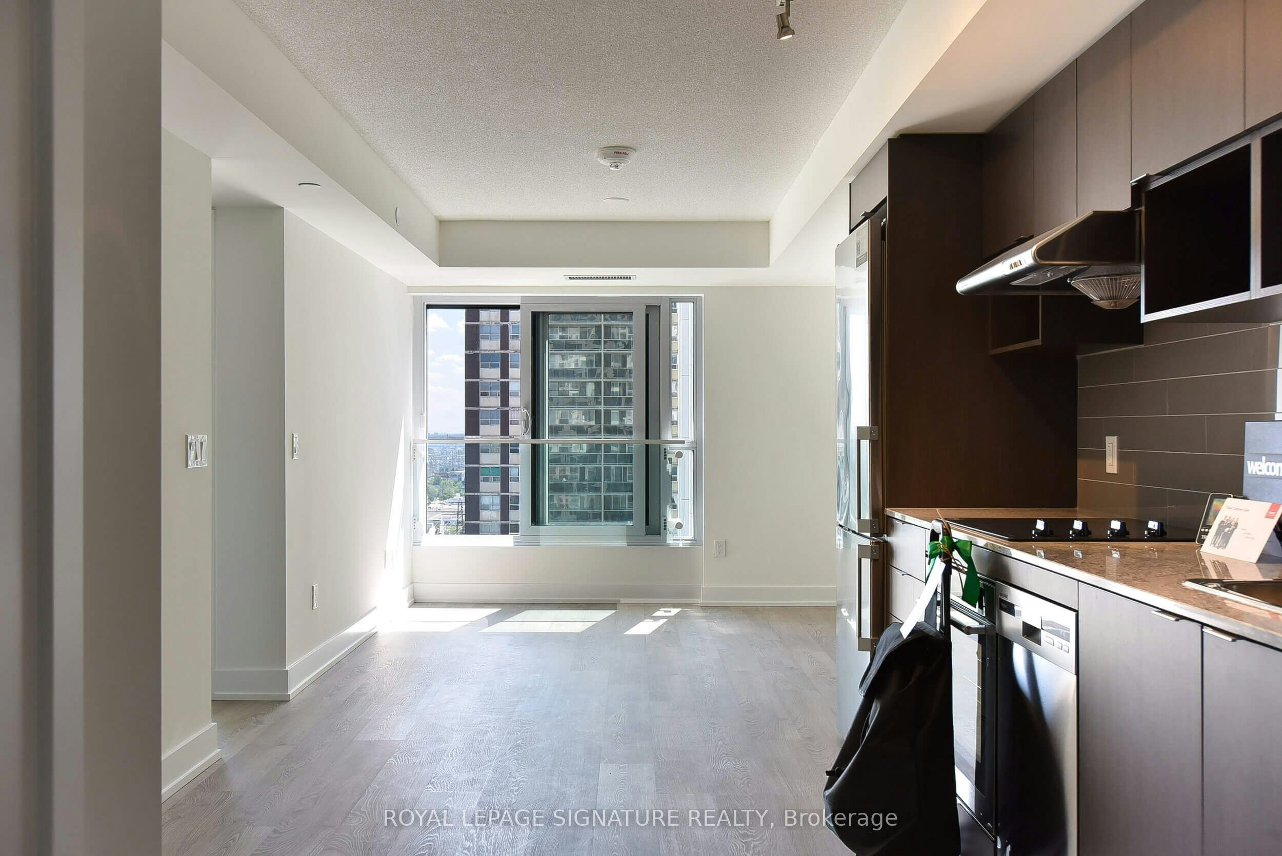 1910-7 Mabelle Avenue, Toronto, ON, M9A 0C9 - 6