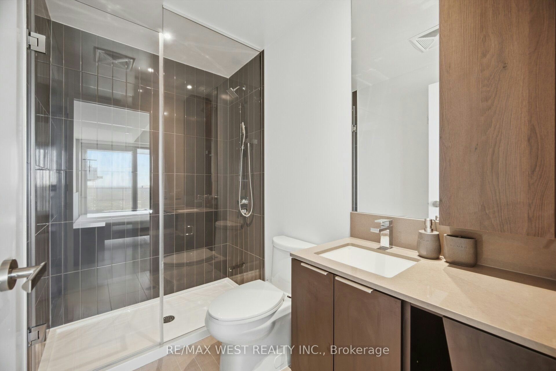5104-3900 Confederation Parkway, Mississauga, ON, L5B 0M3 - 22