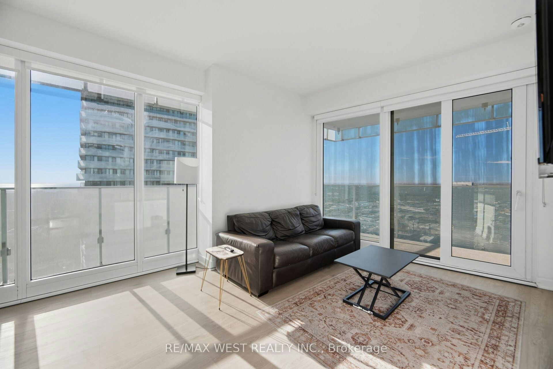 5104-3900 Confederation Parkway, Mississauga, ON, L5B 0M3 - 17