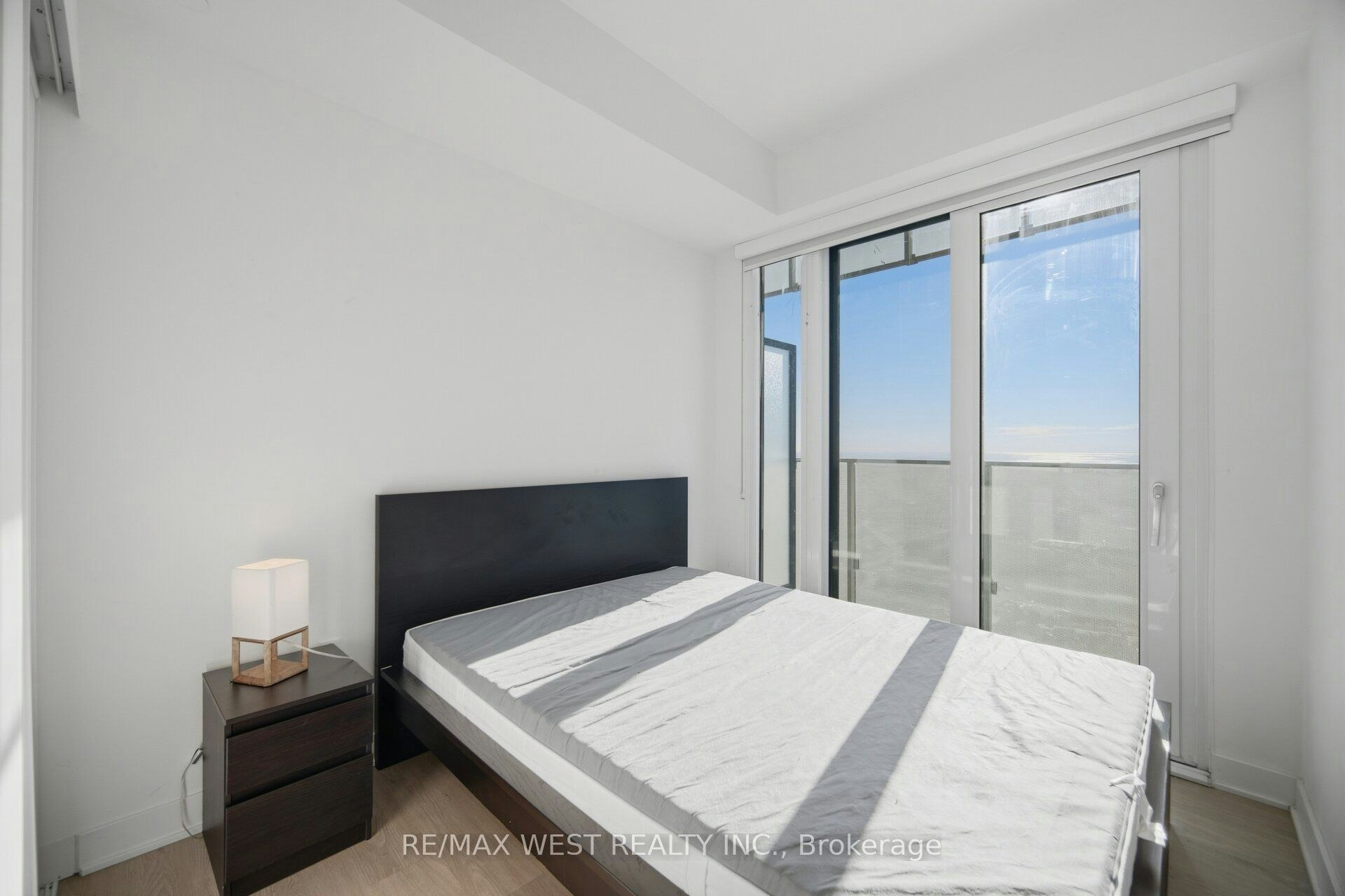 5104-3900 Confederation Parkway, Mississauga, ON, L5B 0M3 - 23