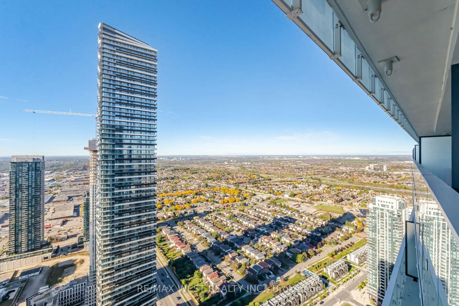 5104-3900 Confederation Parkway, Mississauga, ON, L5B 0M3 - 38