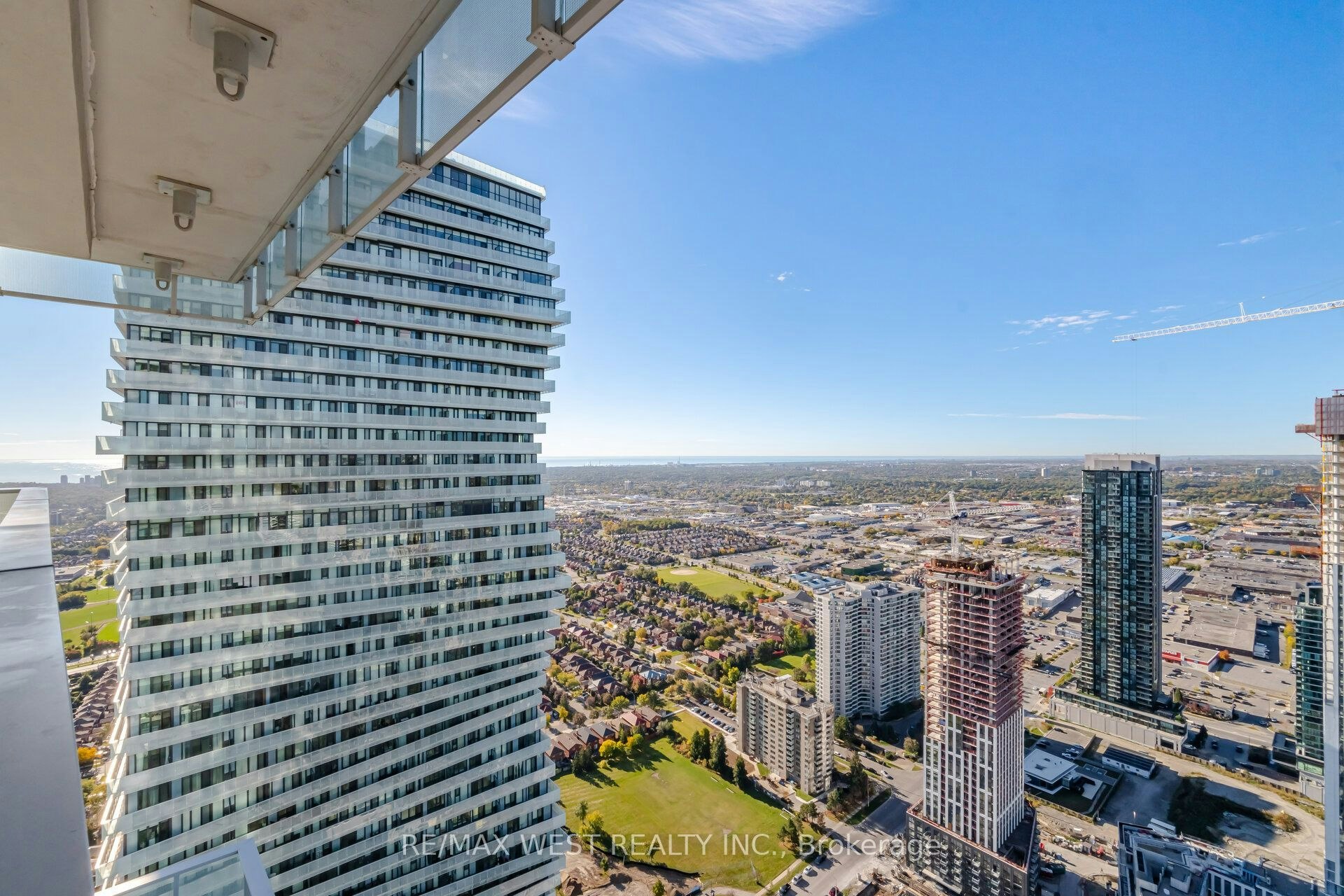 5104-3900 Confederation Parkway, Mississauga, ON, L5B 0M3 - 33