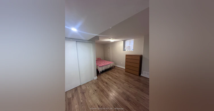 Lower-24 Aird Court, Milton, ON, L9T 3Y1 - 8