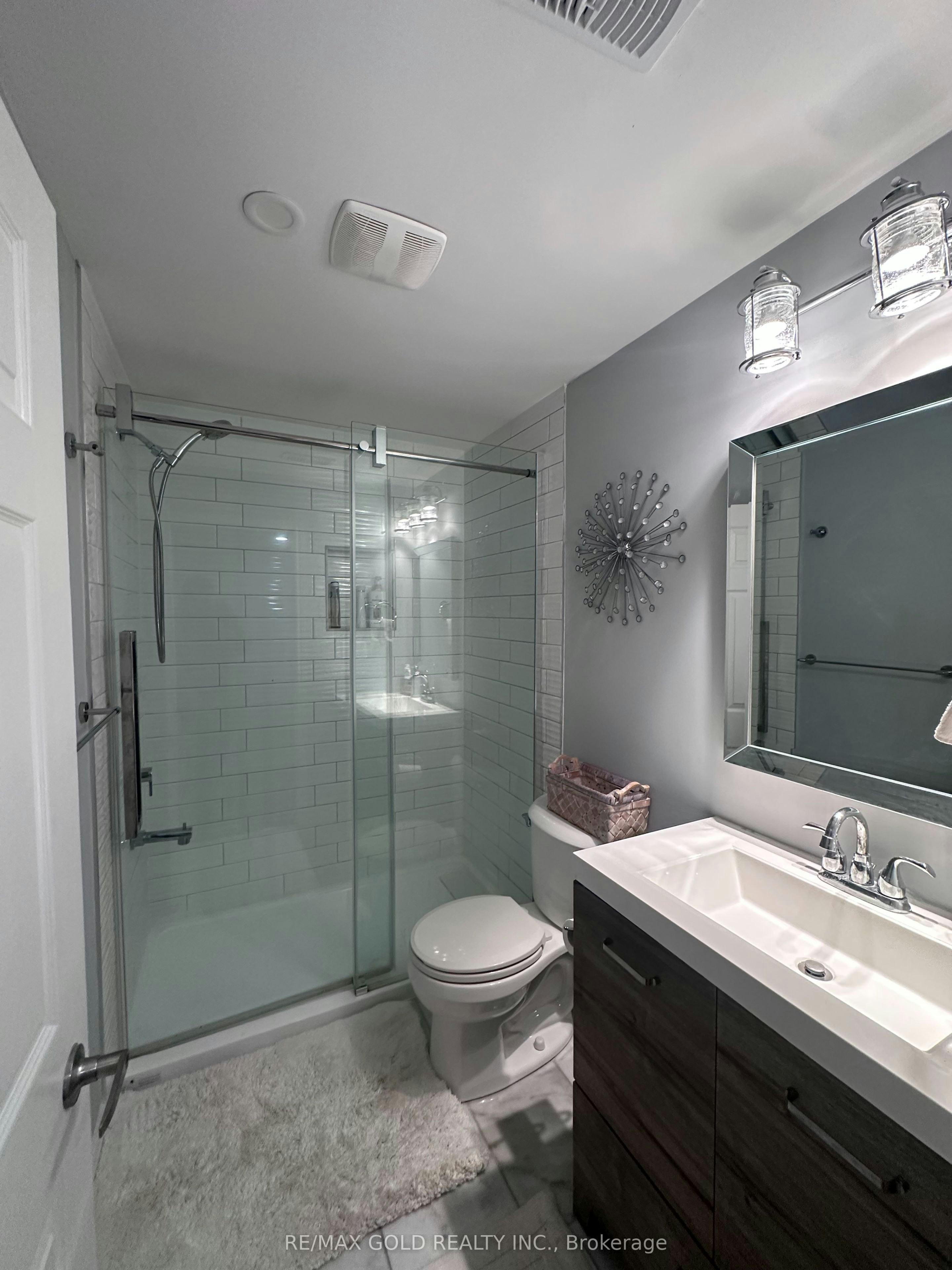 Lower-24 Aird Court, Milton, ON, L9T 3Y1 - 10