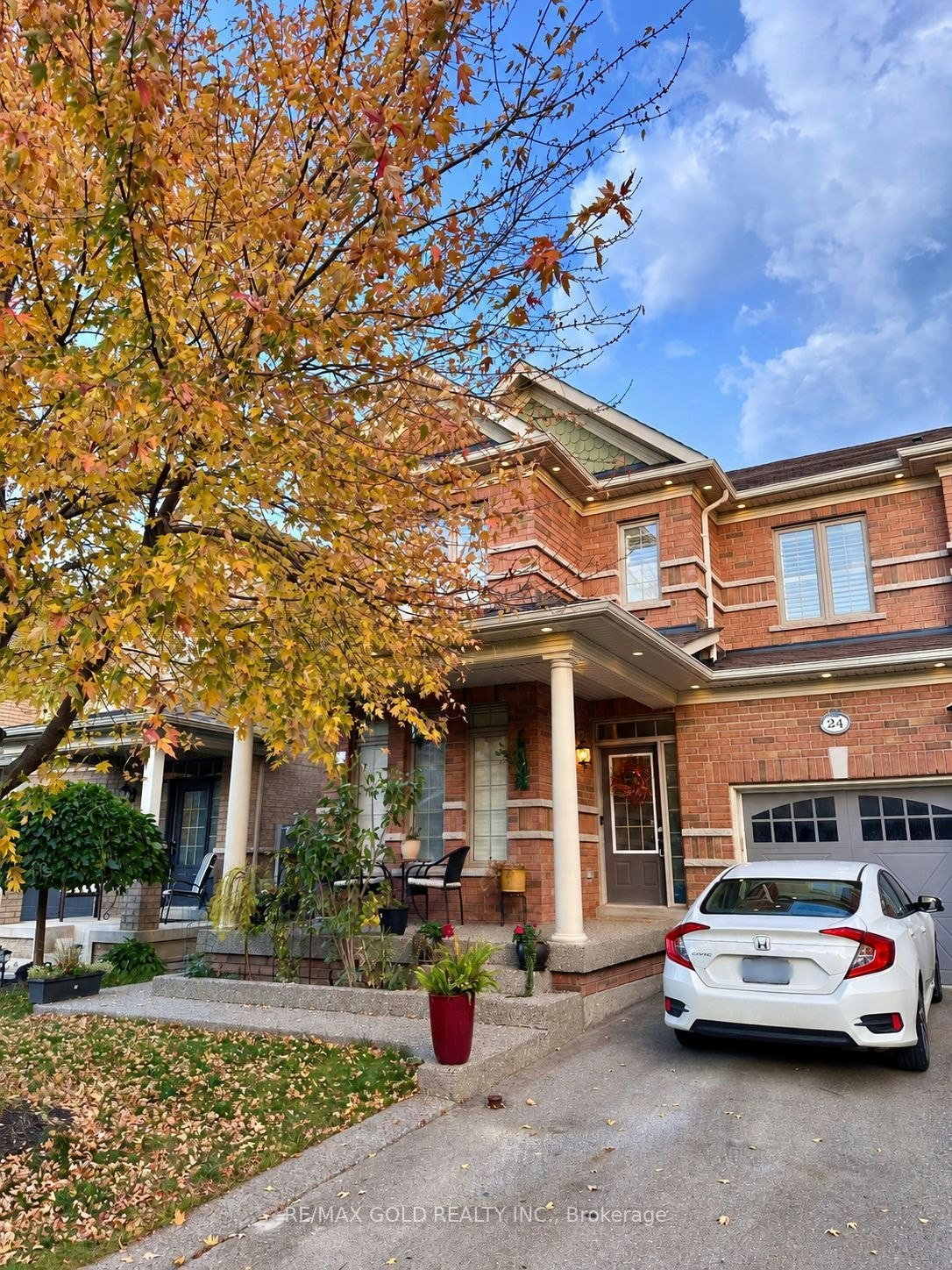 Lower-24 Aird Court, Milton, ON, L9T 3Y1