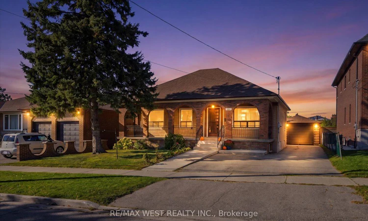 198 Rustic Road