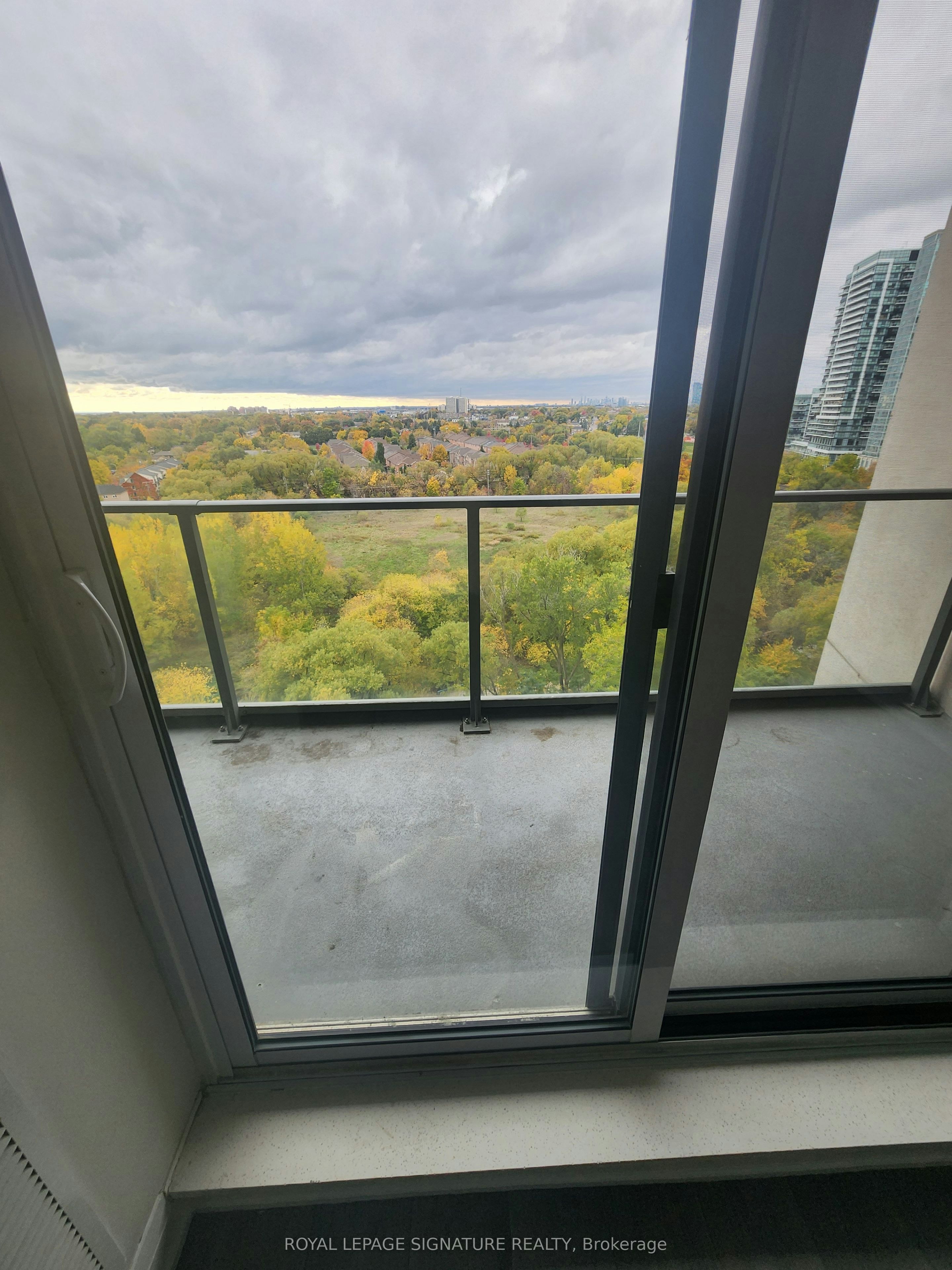 1104-36 Park Lawn Road, Toronto, ON, M8V 0E5 - 3