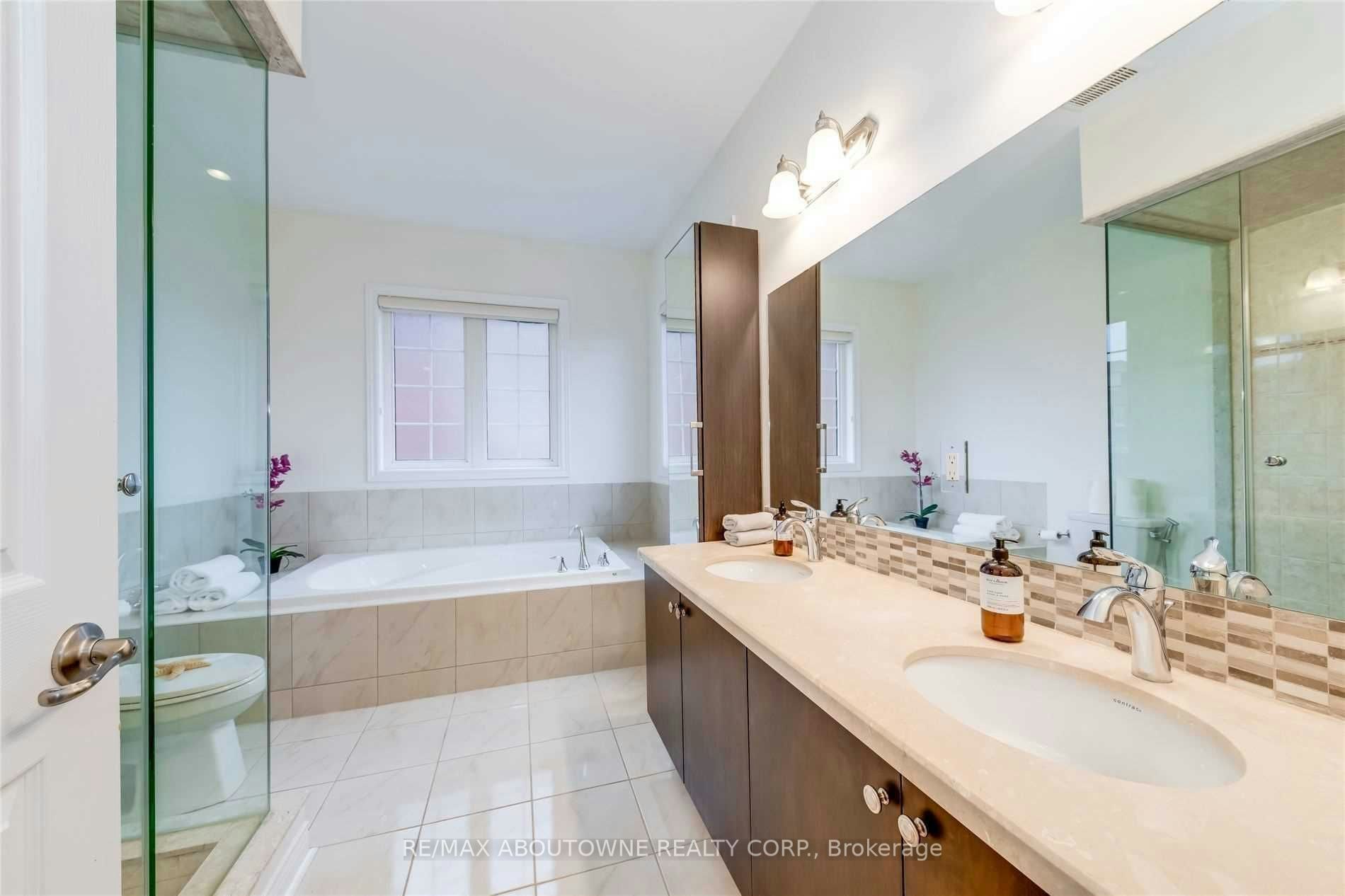3115 Carding Mill Trail, Oakville, ON, L6M 0Z5 - 17