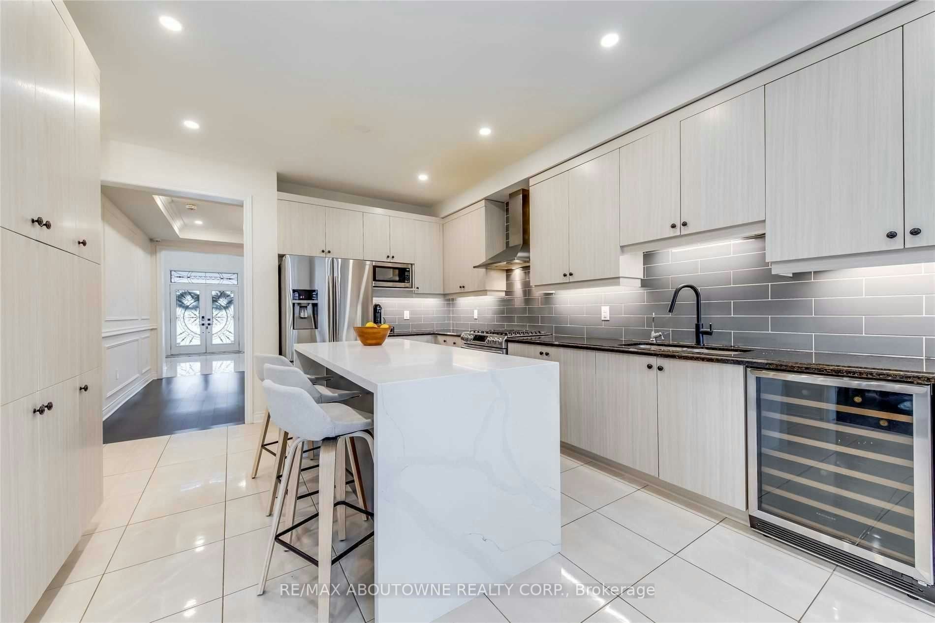 3115 Carding Mill Trail, Oakville, ON, L6M 0Z5 - 7