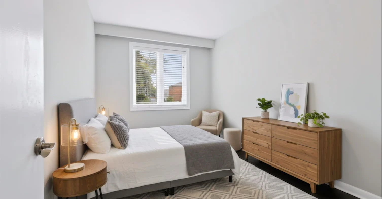 Upper-32 Dynevor Road, Toronto, ON, M6E 3X1 - 20