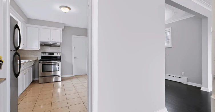 Upper-32 Dynevor Road, Toronto, ON, M6E 3X1 - 15