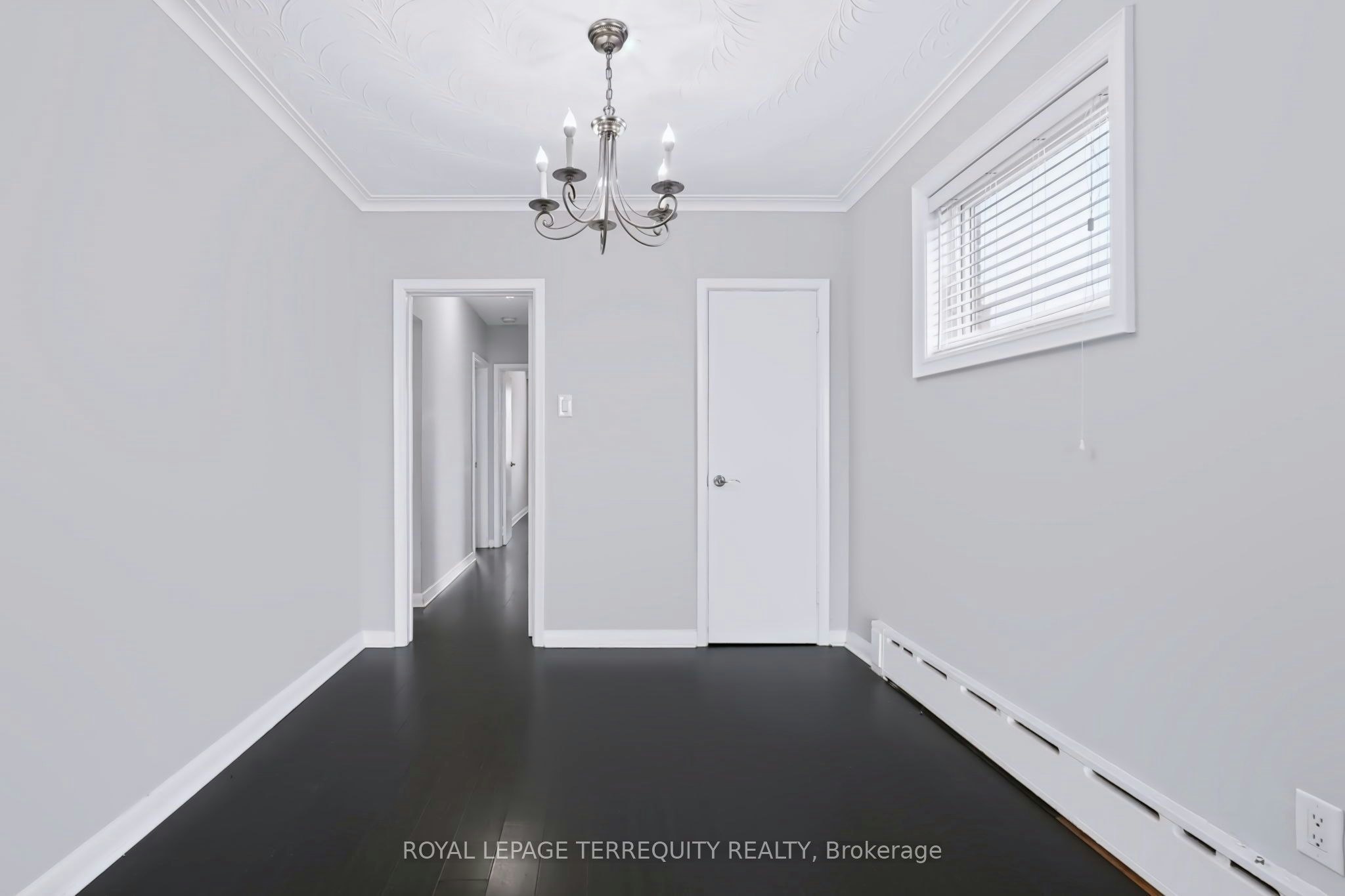 Upper-32 Dynevor Road, Toronto, ON, M6E 3X1 - 10