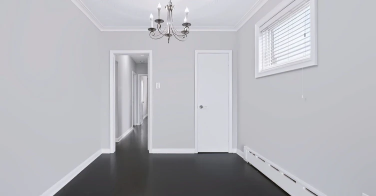 Upper-32 Dynevor Road, Toronto, ON, M6E 3X1 - 10