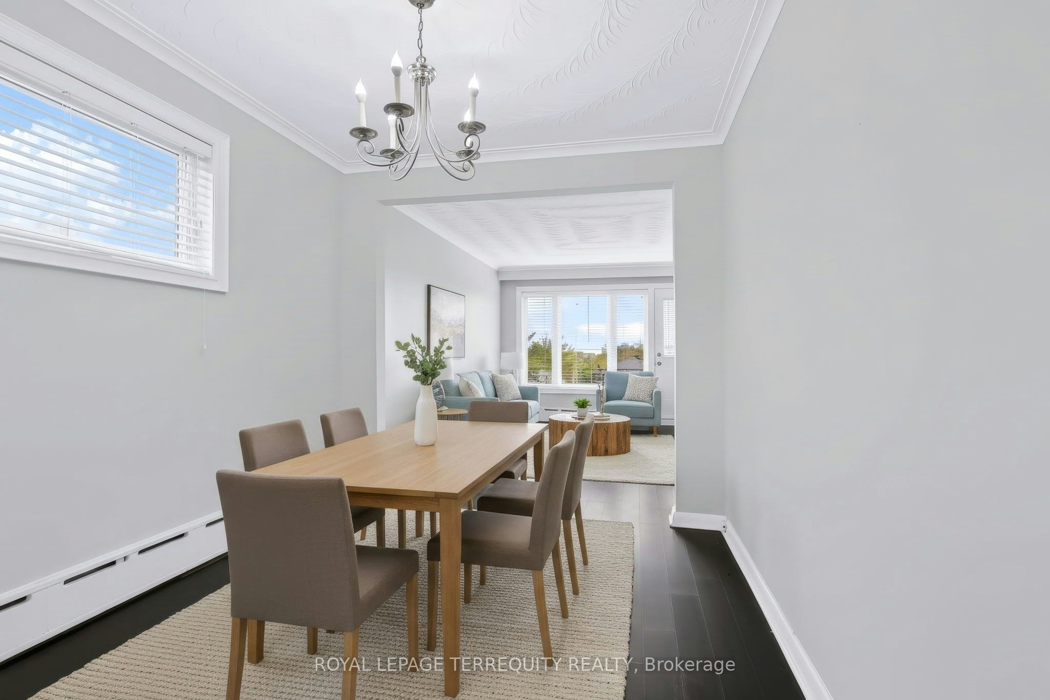 Upper-32 Dynevor Road, Toronto, ON, M6E 3X1 - 12