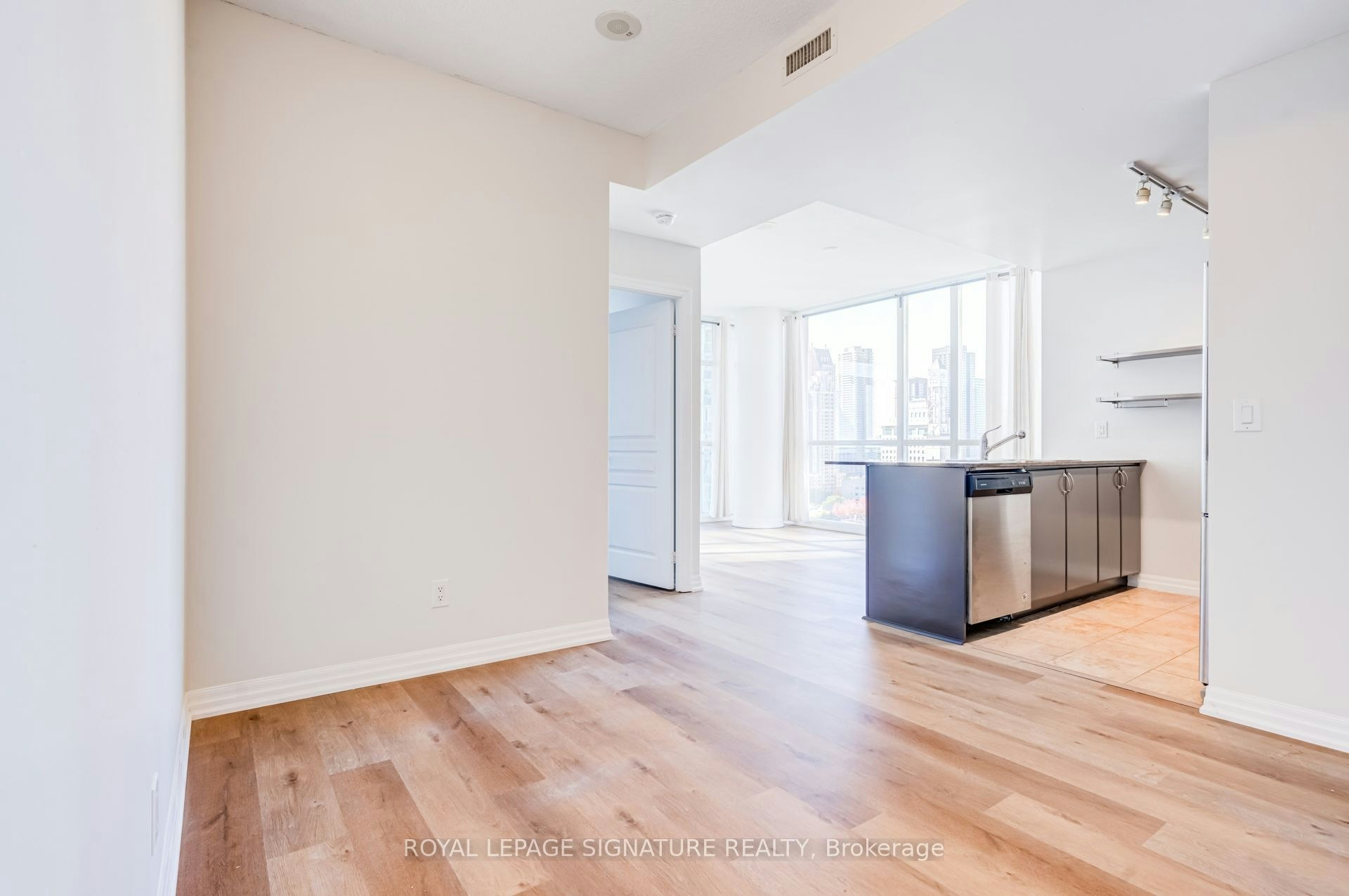 1611-223 Webb Drive, Mississauga, ON, L5B 0E8 - 15
