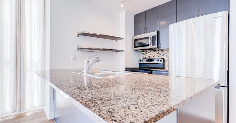 1611-223 Webb Drive, Mississauga, ON, L5B 0E8 - 23