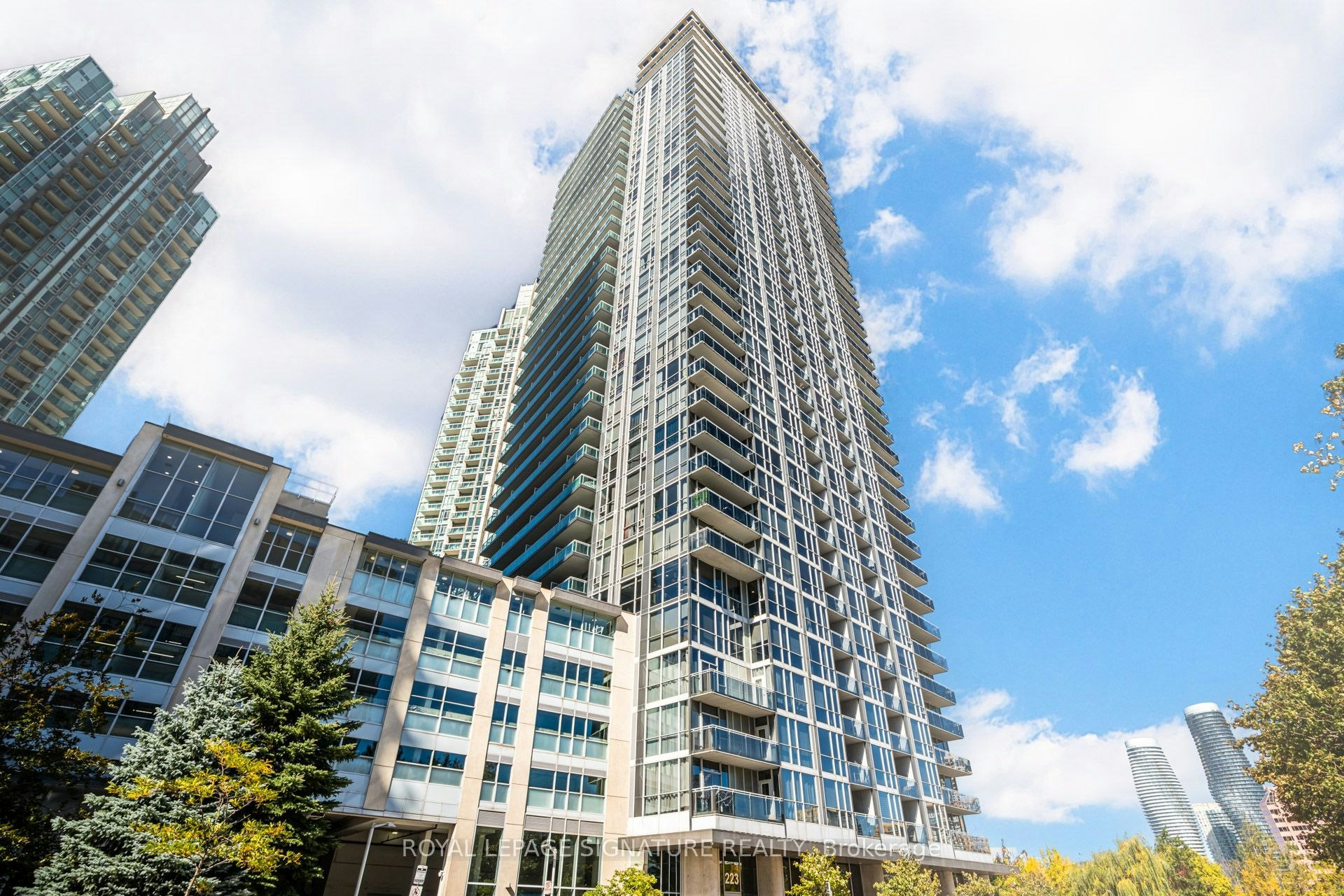 1611-223 Webb Drive, Mississauga, ON, L5B 0E8 - 5