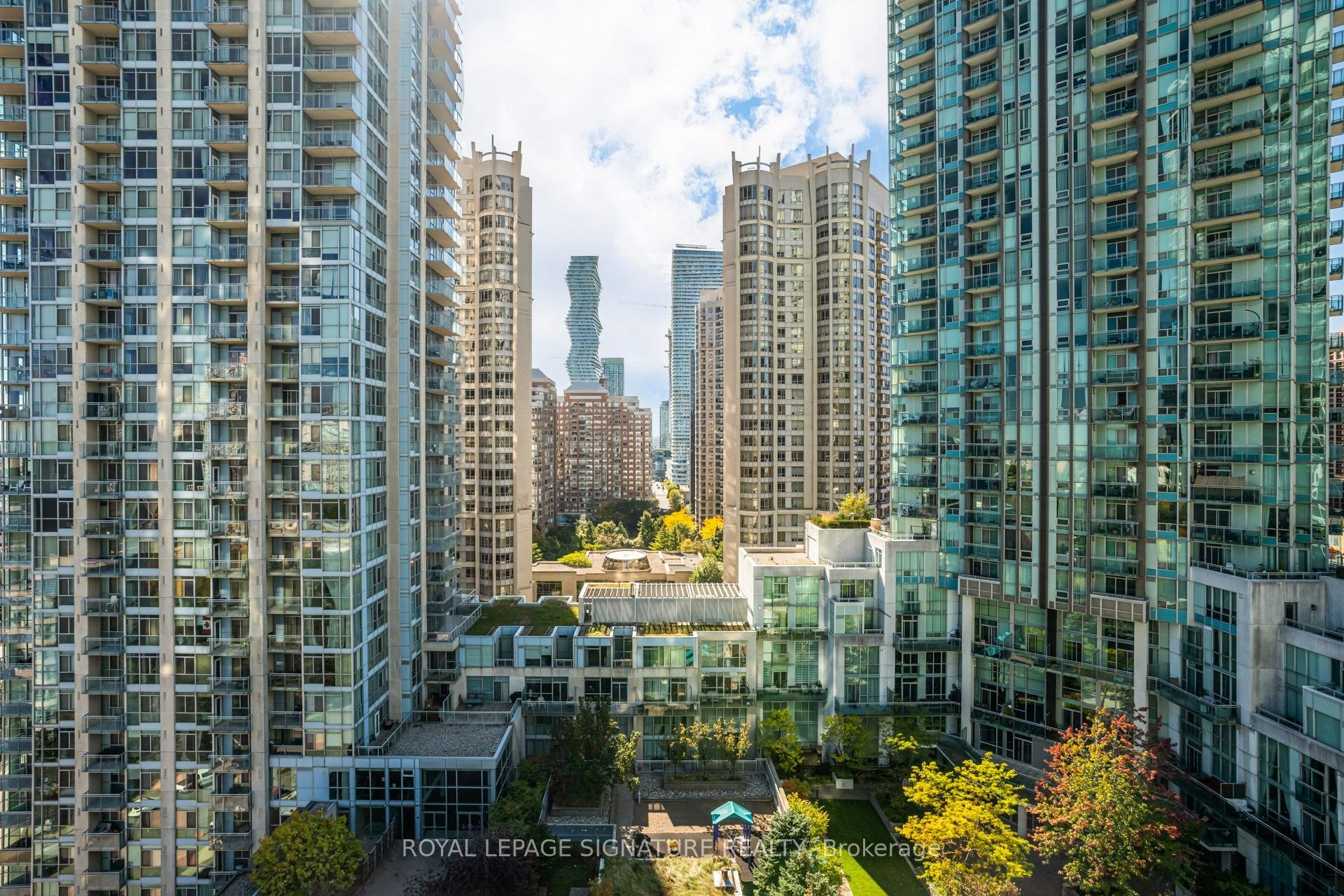 1611-223 Webb Drive, Mississauga, ON, L5B 0E8 - 46