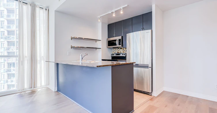 1611-223 Webb Drive, Mississauga, ON, L5B 0E8 - 21