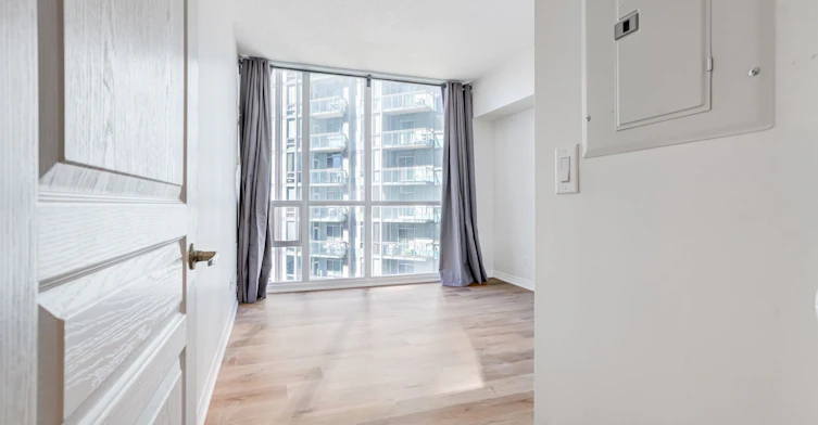 1611-223 Webb Drive, Mississauga, ON, L5B 0E8 - 28