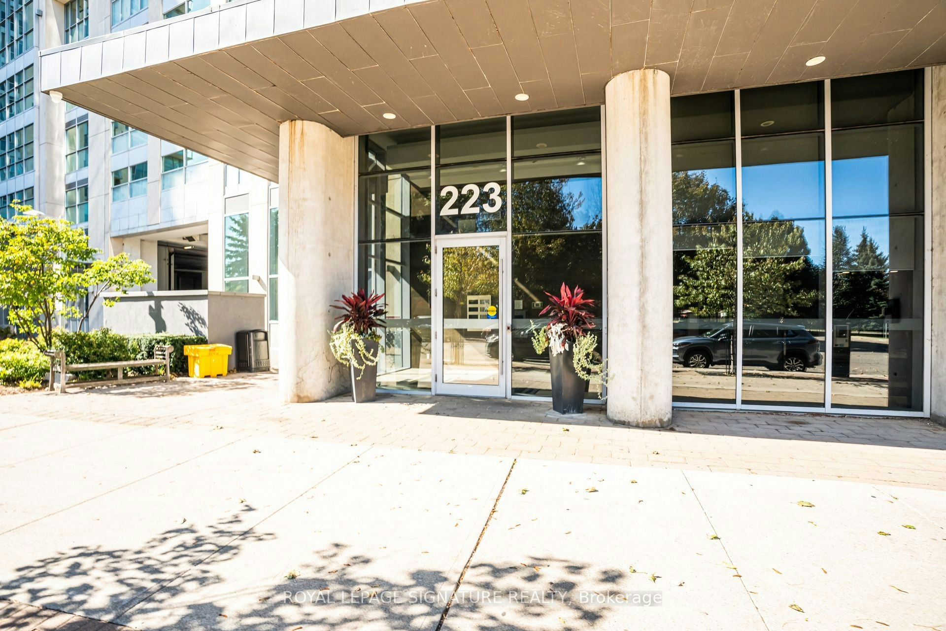 1611-223 Webb Drive, Mississauga, ON, L5B 0E8 - 8