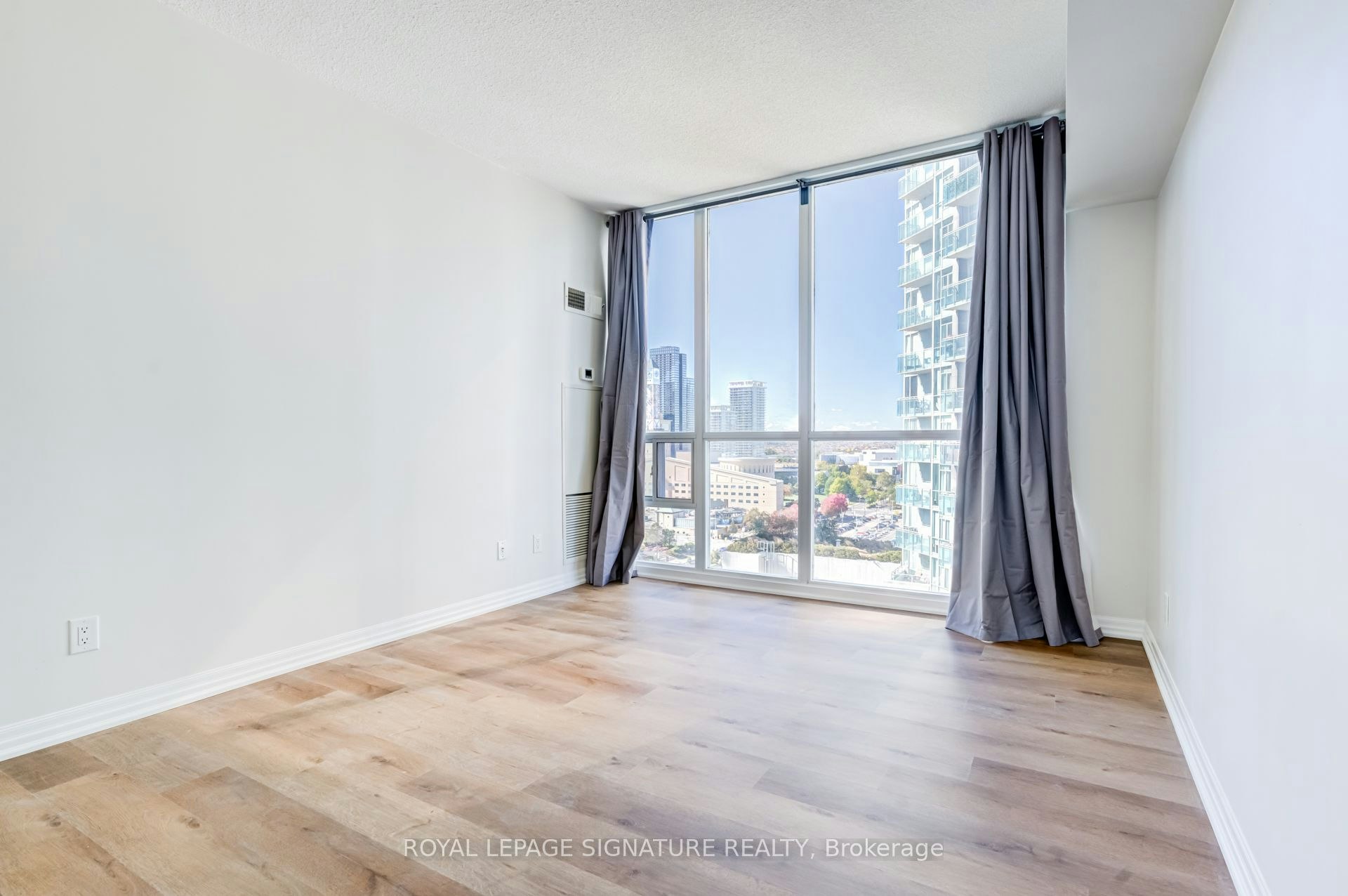 1611-223 Webb Drive, Mississauga, ON, L5B 0E8 - 30