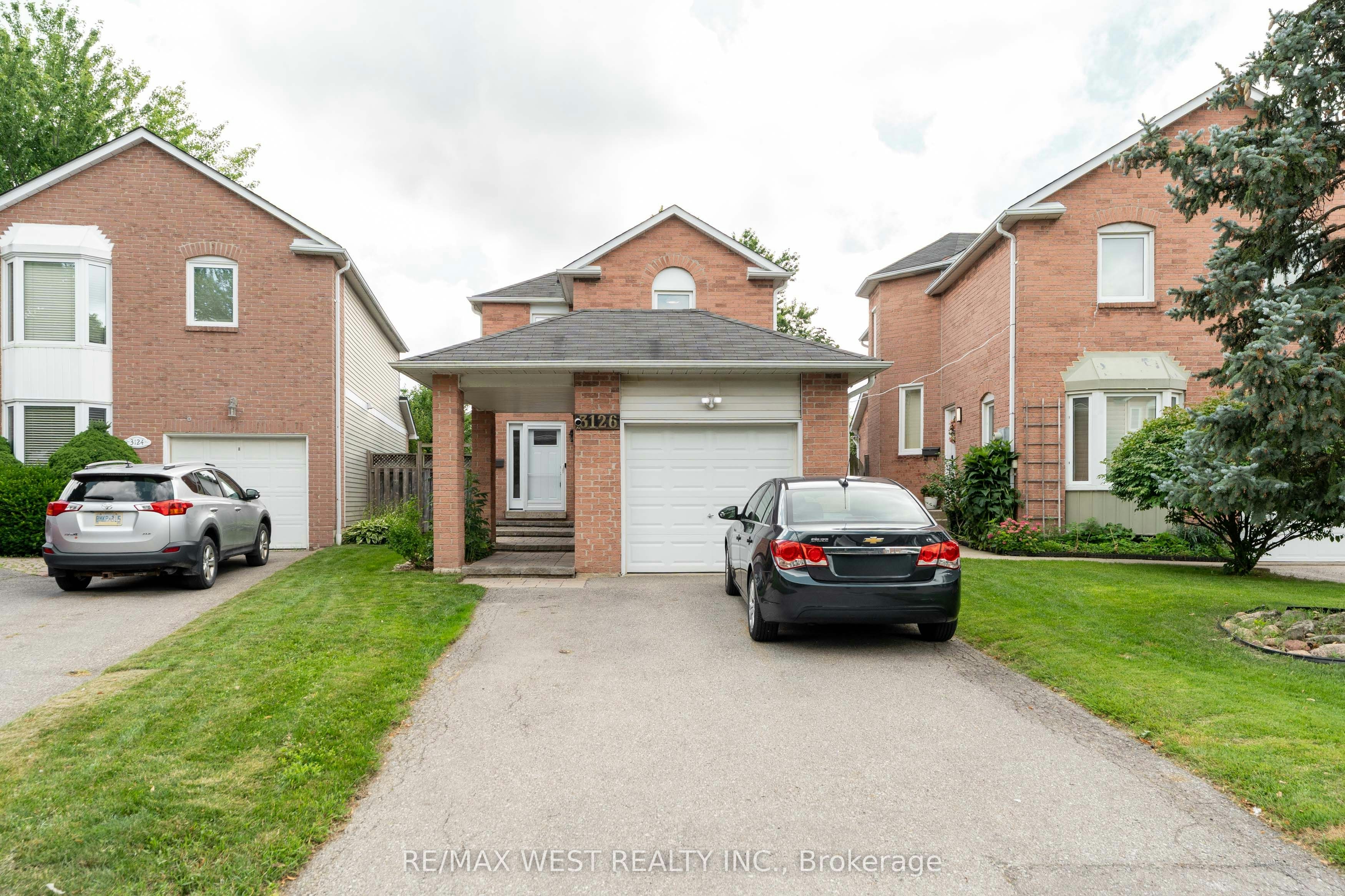 3126 Augusta Drive, Mississauga, ON, L5N 5E2