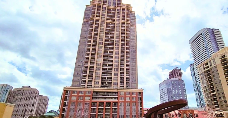 1705-4090 Living Arts Drive, Mississauga, ON, L5B 4M8