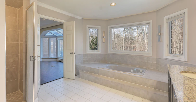 1837 Sevenoaks Drive, Mississauga, ON, L5K 2N5 - 15