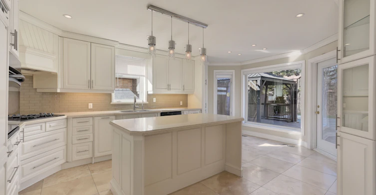1837 Sevenoaks Drive, Mississauga, ON, L5K 2N5 - 6
