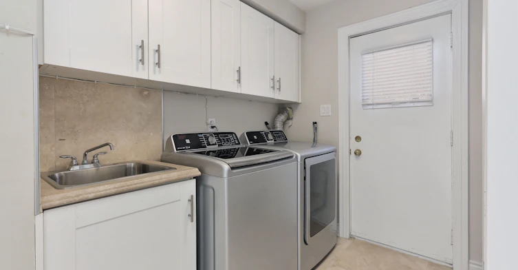 1837 Sevenoaks Drive, Mississauga, ON, L5K 2N5 - 27