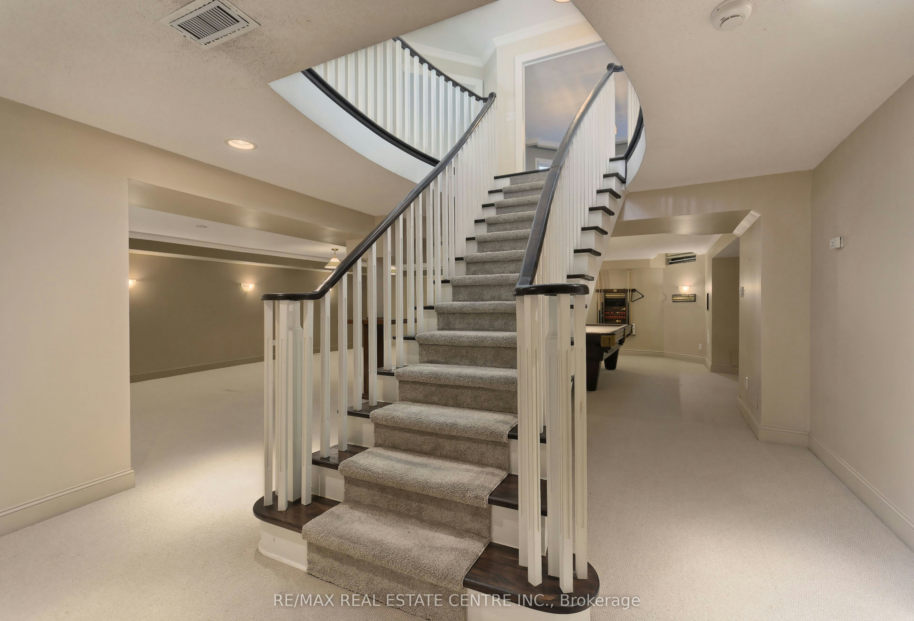 1837 Sevenoaks Drive, Mississauga, ON, L5K 2N5 - 23