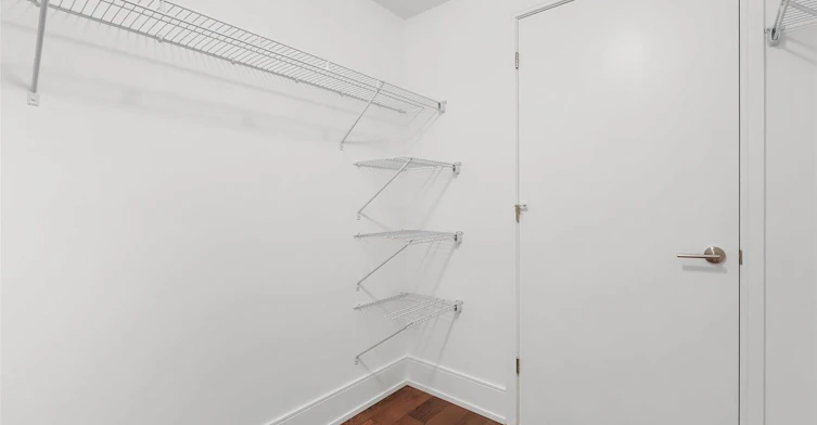 301-2450 Bloor Street W, Toronto, ON, M6S 0A9 - 17