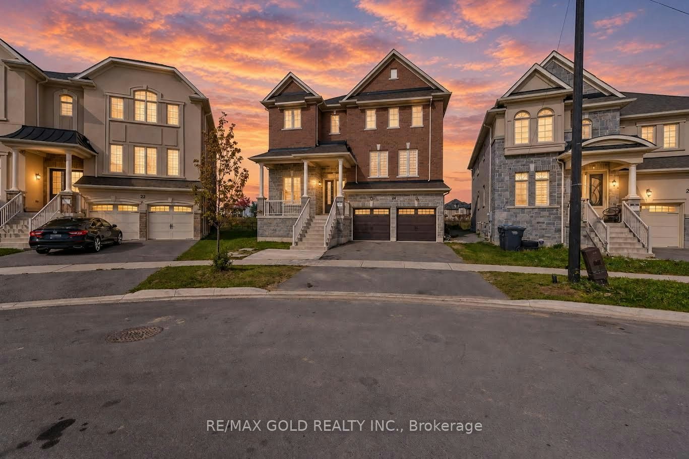 24 Jenwood Crescent, Brampton, ON, L6R 4C6