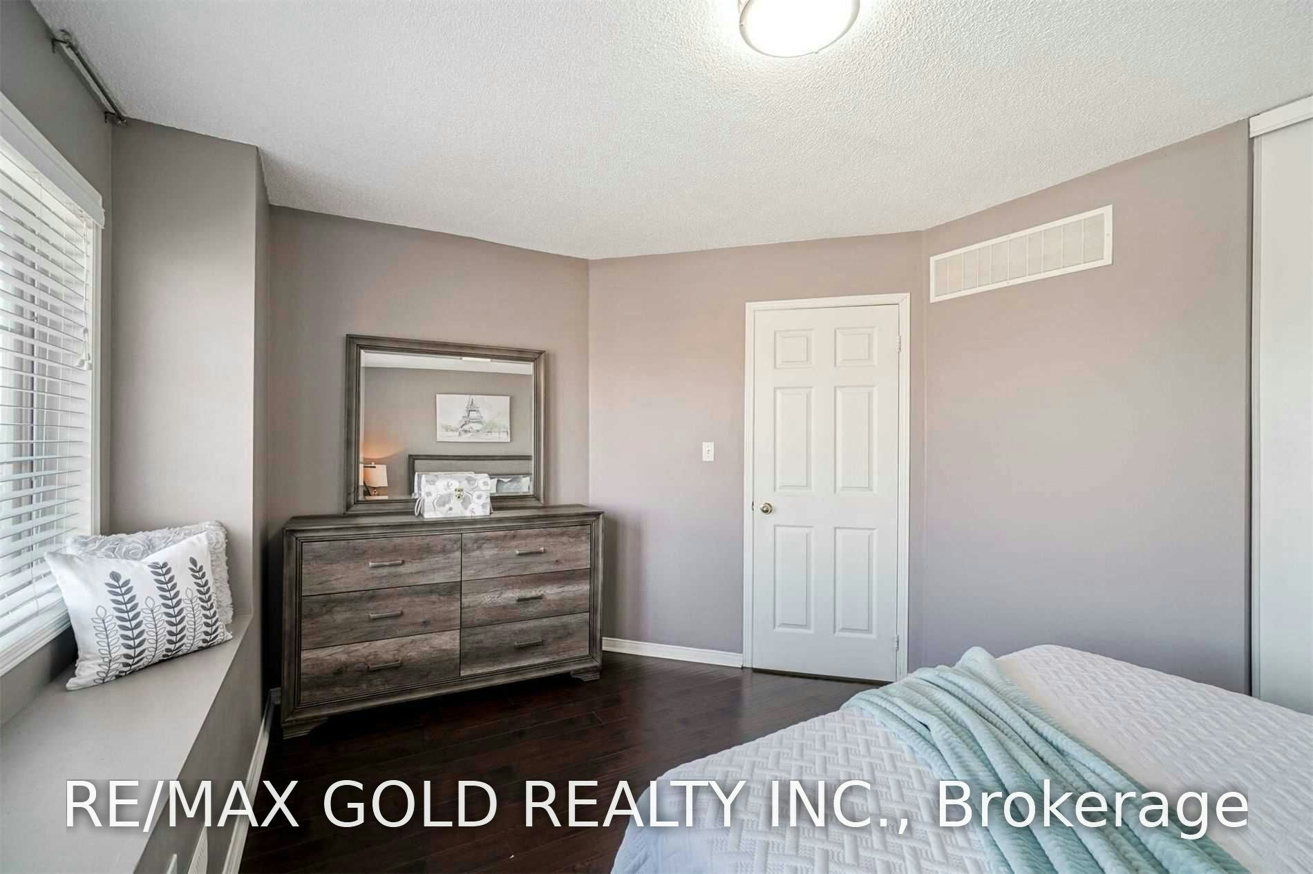 9 Blue Lake Avenue, Brampton, ON, L6X 4W1 - 30