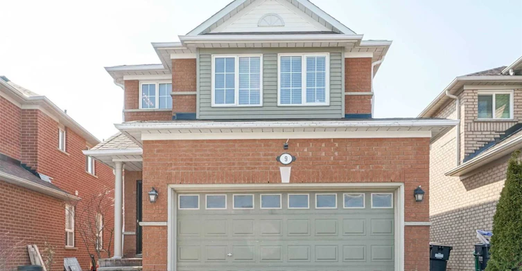 9 Blue Lake Avenue, Brampton, ON, L6X 4W1