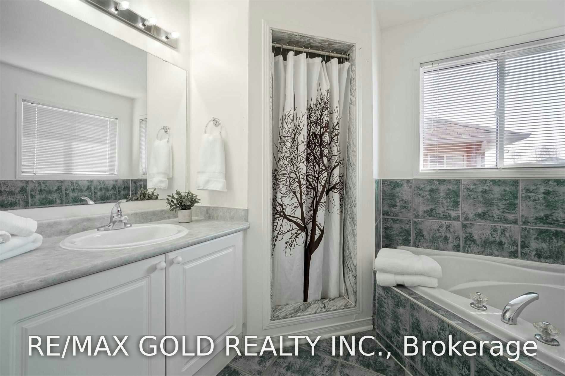 9 Blue Lake Avenue, Brampton, ON, L6X 4W1 - 24