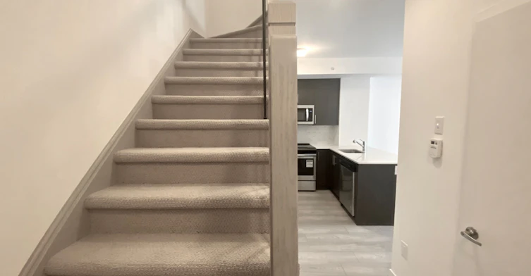 5-3483 Widdicombe Way, Mississauga, ON, L5L 0B8 - 4